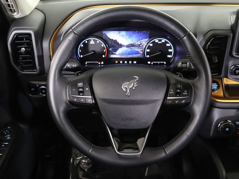 Used 2023 Ford Bronco Sport Badlands image 34