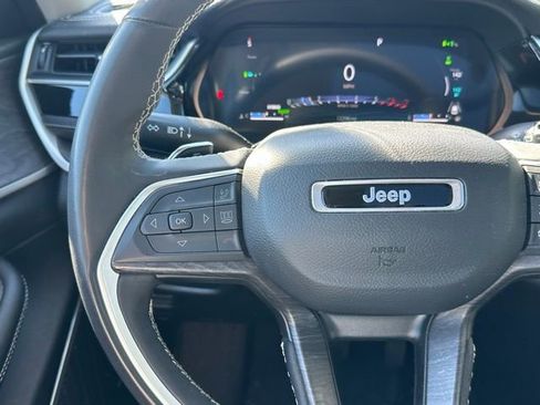 Used 2023 Jeep Grand Cherokee 4WD 4xe image 21