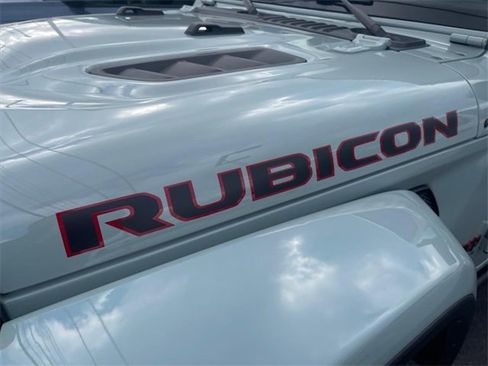 Used 2023 Jeep Wrangler Unlimited Rubicon w/ LED Lighting Group image 5