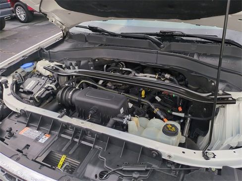 Used 2021 Ford Explorer Limited image 26