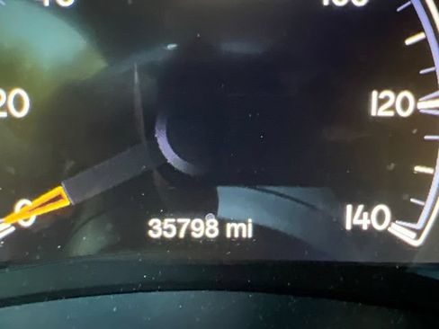 Used 2021 Jeep Grand Cherokee Overland AWD/4WD image 15