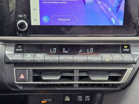 Certified 2025 Toyota Camry LE image 13