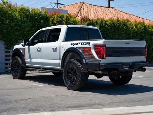 Used 2024 Ford F150 Raptor w/ Equipment Group 803A Raptor R AWD/4WD image 29