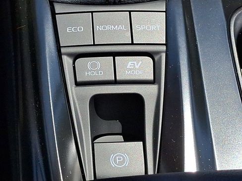 New 2026 Toyota Camry SE FWD image 19