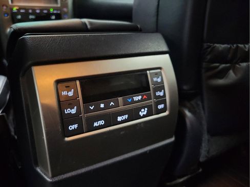 Used 2017 Lexus GX 460 image 10