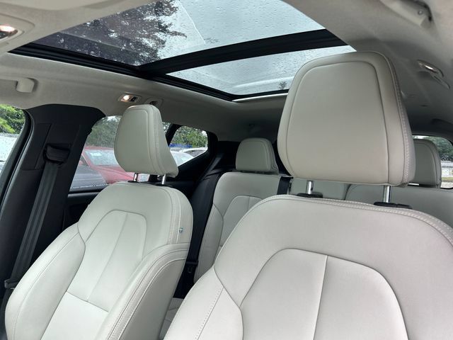 Used 2021 Volvo XC40 T5 Inscription w/ Protection Package Premier AWD/4WD image 21