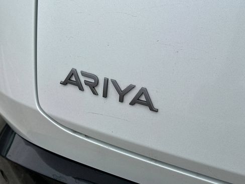 Certified 2024 Nissan Ariya FWD image 7