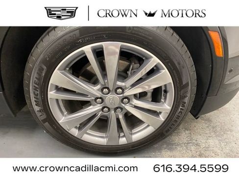 Certified 2024 Cadillac XT5 Premium Luxury w/ Technology Package AWD/4WD image 29