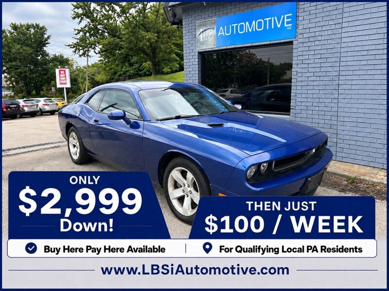 Used 2012 Dodge Challenger SXT w/ Sound Group RWD image 1