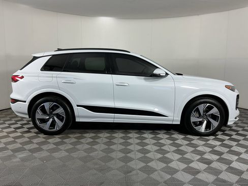 Used 2025 Audi Q6 e-tron Prestige w/ Black Warm Weather Package image 10