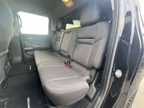 Used 2022 Nissan Frontier SV image 23