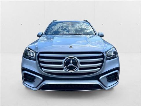 New 2025 Mercedes-Benz GLS 450 4MATIC image 5