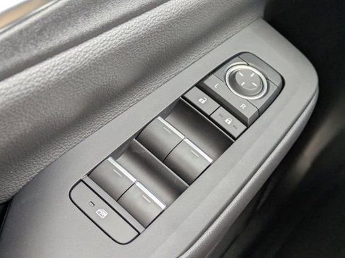 New 2026 Toyota Prius Plug-In Hybrid image 24