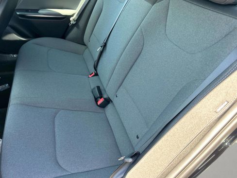 New 2025 Kia K4 LXS image 17