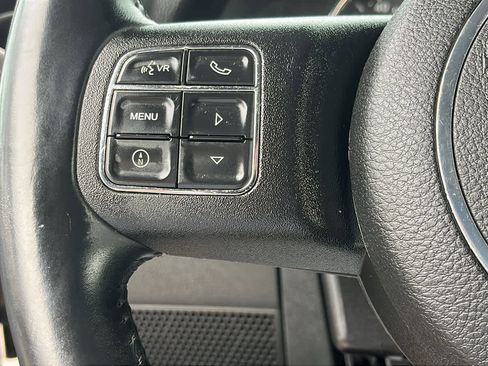 Used 2015 Jeep Wrangler Sport w/ Quick Order Package 23S AWD/4WD image 13