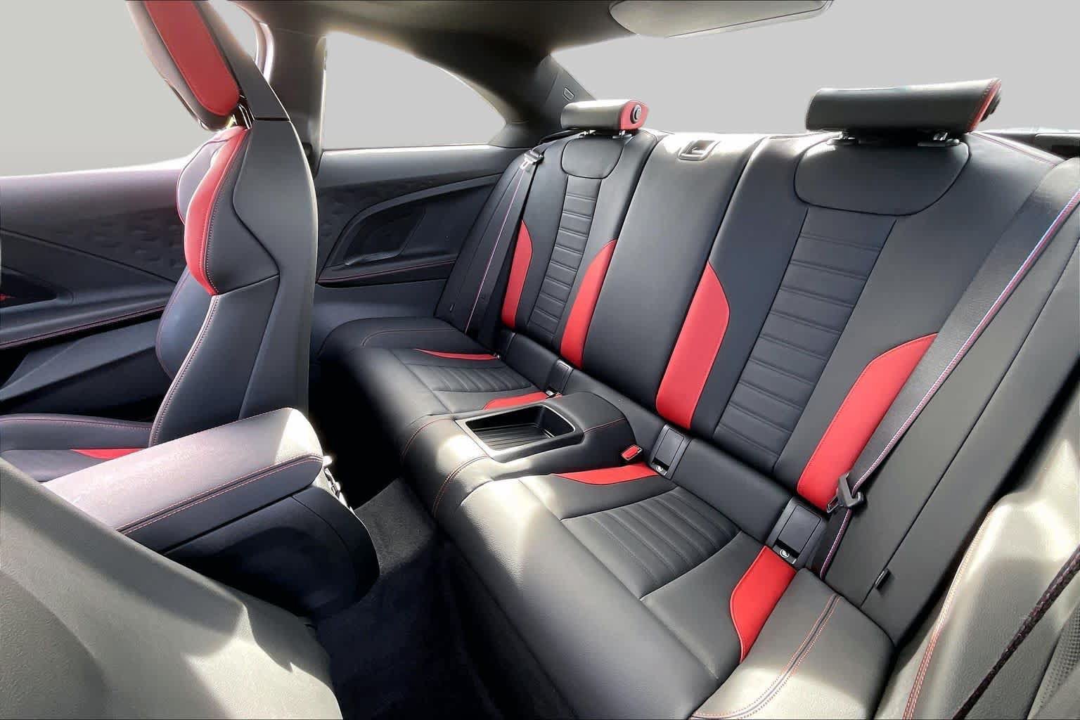 Used 2025 BMW M2 w/ Lighting Package RWD image 20