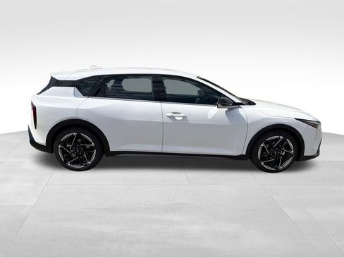 New 2026 Kia K4 EX FWD image 8
