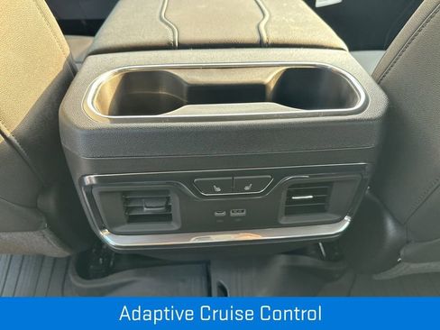 New 2026 GMC Sierra 1500 SLT w/ SLT Premium Package AWD/4WD image 16