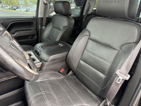 Used 2015 GMC Sierra 1500 Denali w/ Driver Alert Package AWD/4WD image 12