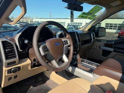Used 2018 Ford F150 Lariat w/ Equipment Group 501A Mid AWD/4WD image 28