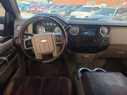 Used 2008 Ford F250 Lariat AWD/4WD image 9