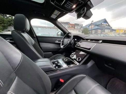 Used 2018 Land Rover Range Rover Velar R-Dynamic SE image 18