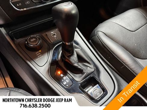 Used 2020 Jeep Cherokee Limited AWD/4WD image 33