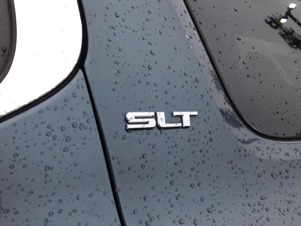 Used 2019 GMC Acadia SLT AWD/4WD image 11