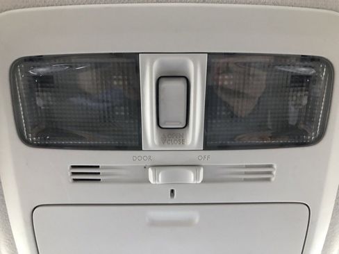 Used 2015 Subaru Forester 2.5i Premium w/ All-Weather Package image 28