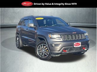 Used 2017 Jeep Grand Cherokee Trailhawk video 1