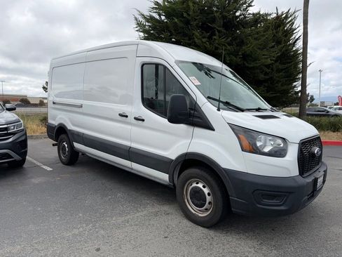 Used 2023 Ford Transit 250 Medium Roof RWD image 3