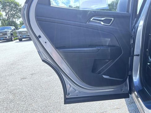 Used 2023 Kia Sportage EX FWD image 23