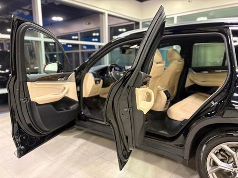 Used 2020 BMW X3 xDrive30i w/ Premium Package image 18
