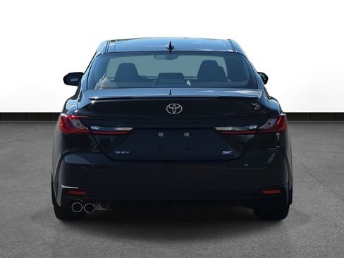 New 2025 Toyota Camry SE image 6