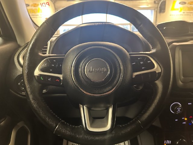 Used 2020 Jeep Renegade Latitude w/ Cold Weather Group AWD/4WD image 9