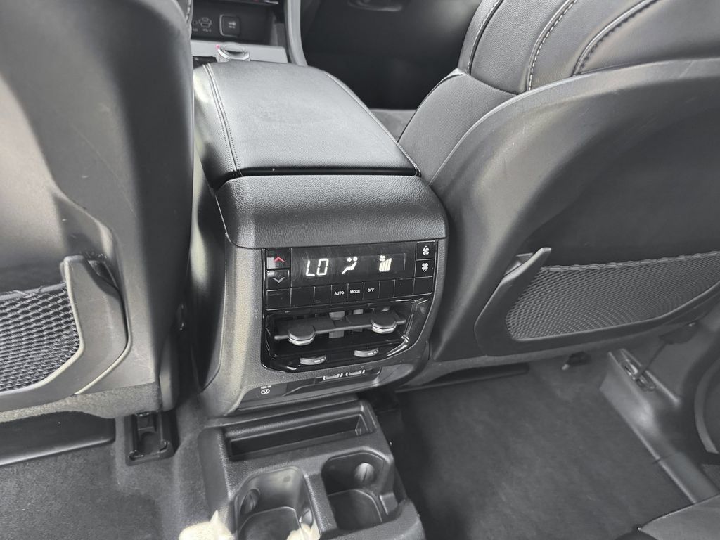 Used 2021 Jeep Grand Cherokee L Laredo AWD/4WD image 25