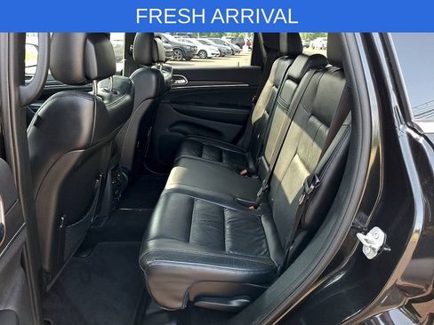 Used 2016 Jeep Grand Cherokee Limited AWD/4WD image 13