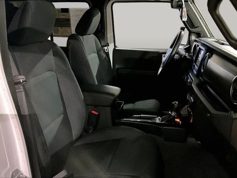 Used 2019 Jeep Wrangler Unlimited Sport S AWD/4WD image 7