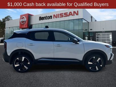 New 2026 Nissan Kicks SR