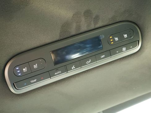 Used 2026 Hyundai Palisade Calligraphy image 25