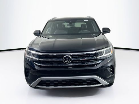 Used 2023 Volkswagen Atlas Cross Sport SEL AWD/4WD image 2