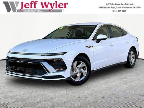 Used 2026 Hyundai Sonata SE FWD image 1