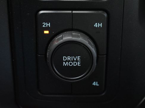 Used 2022 Ford F150 XLT w/ XTR Package AWD/4WD image 30