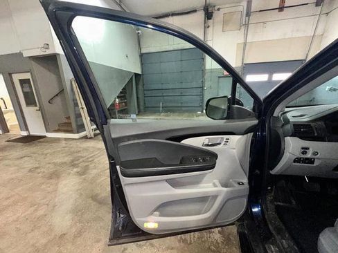 Used 2017 Honda Ridgeline RTL-E image 21