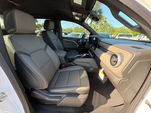 New 2026 Chevrolet Colorado ZR2 AWD/4WD image 24