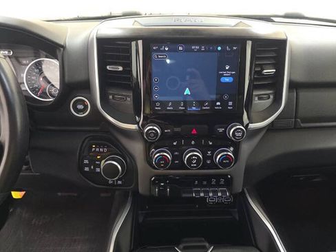 Used 2022 RAM 1500 Big Horn AWD/4WD image 9