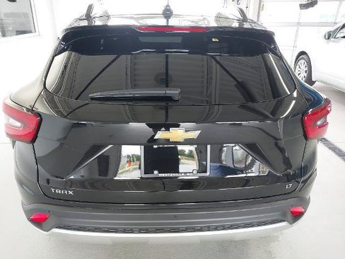 New 2026 Chevrolet Trax LT w/ Driver Confidence Package FWD image 33