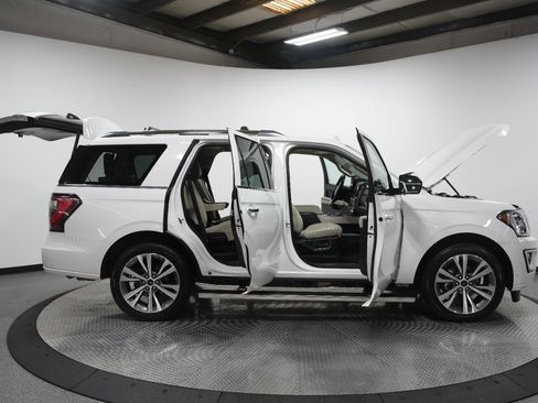 Used 2021 Ford Expedition Platinum image 13