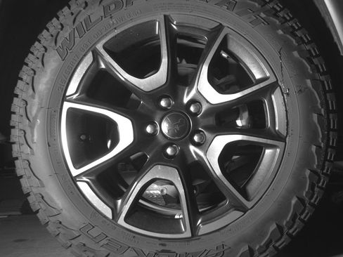 Used 2025 Jeep Compass Trailhawk AWD/4WD image 15