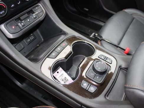 Used 2023 GMC Acadia AT4 w/ Technology Package image 29